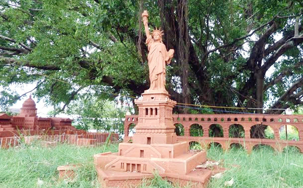 Dự án 'kỳ quan thế giới' bằng đất nung bị bỏ hoang ảnh 9