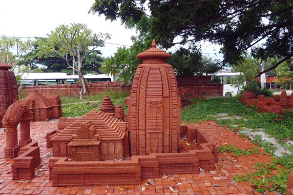 Dự án 'kỳ quan thế giới' bằng đất nung bị bỏ hoang ảnh 12