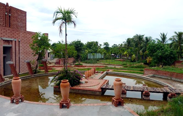 Dự án 'kỳ quan thế giới' bằng đất nung bị bỏ hoang ảnh 2