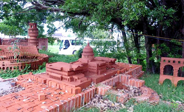 Dự án 'kỳ quan thế giới' bằng đất nung bị bỏ hoang ảnh 6