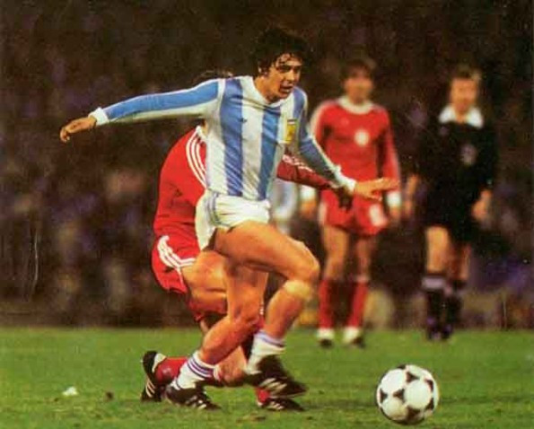 "Người đàn ông của gia đình" này lại là kẻ nghiện rượu và sử dụng ma túy.