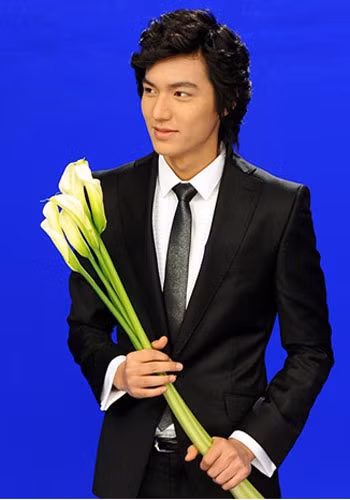 Min Ho nổi tiếng nhờ vai diễn trong phim 