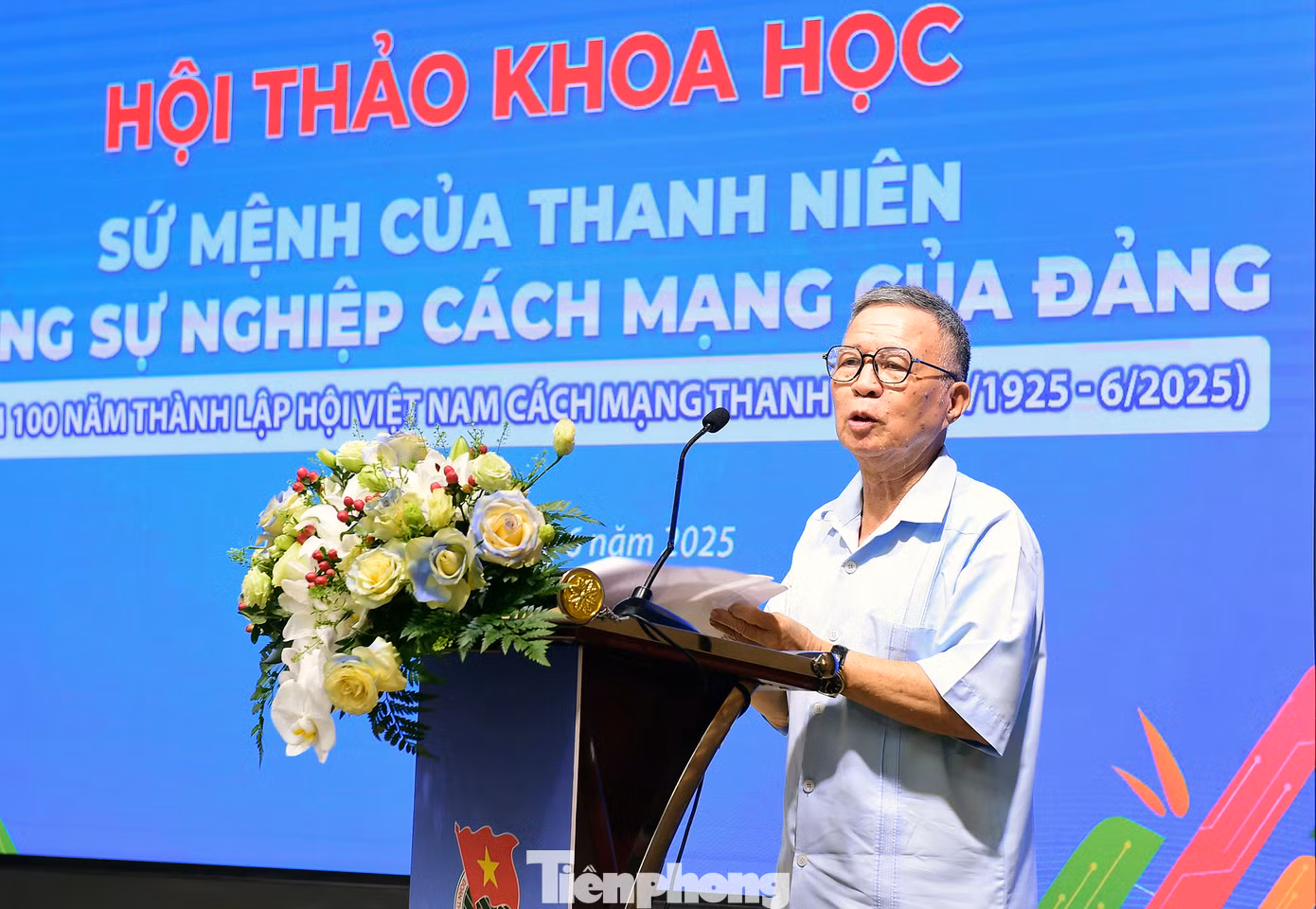 PGS.TS. Nguyễn Quốc Bảo - Nguyên Quyền Trưởng khoa Tư tưởng Hồ Chí Minh, Học viện Báo chí và Tuyên truyền chia sẻ tại hội thảo. Ảnh: Xuân Tùng