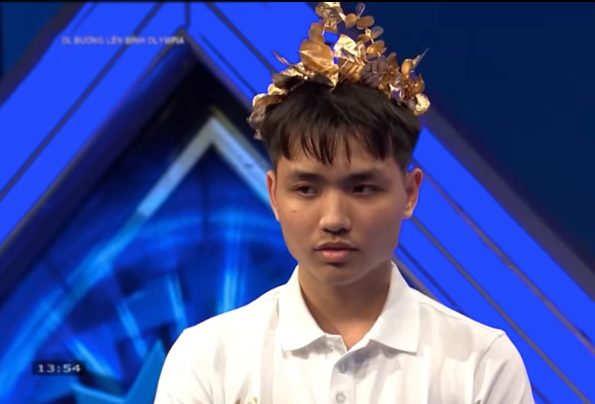 Nam sinh THPT chuyên Thái Bình Hoàng Công Nguyên giành chiến thắng. Nam sinh THPT chuyên Thái Bình Hoàng Công Nguyên giành chiến thắng.