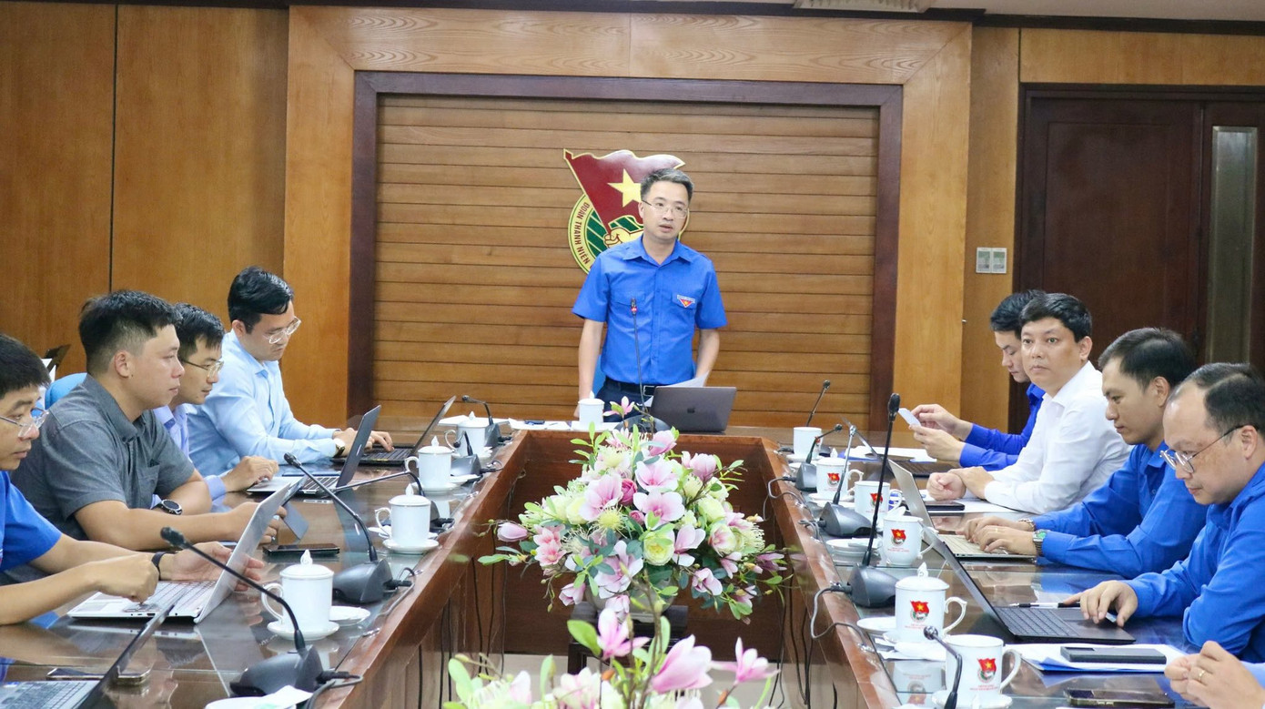 Bí thư T.Ư Đoàn Nguyễn Tường Lâm phát biểu tại hội nghị giao ban cụm Đông Bắc Bộ. Ảnh: T.Ư Đoàn