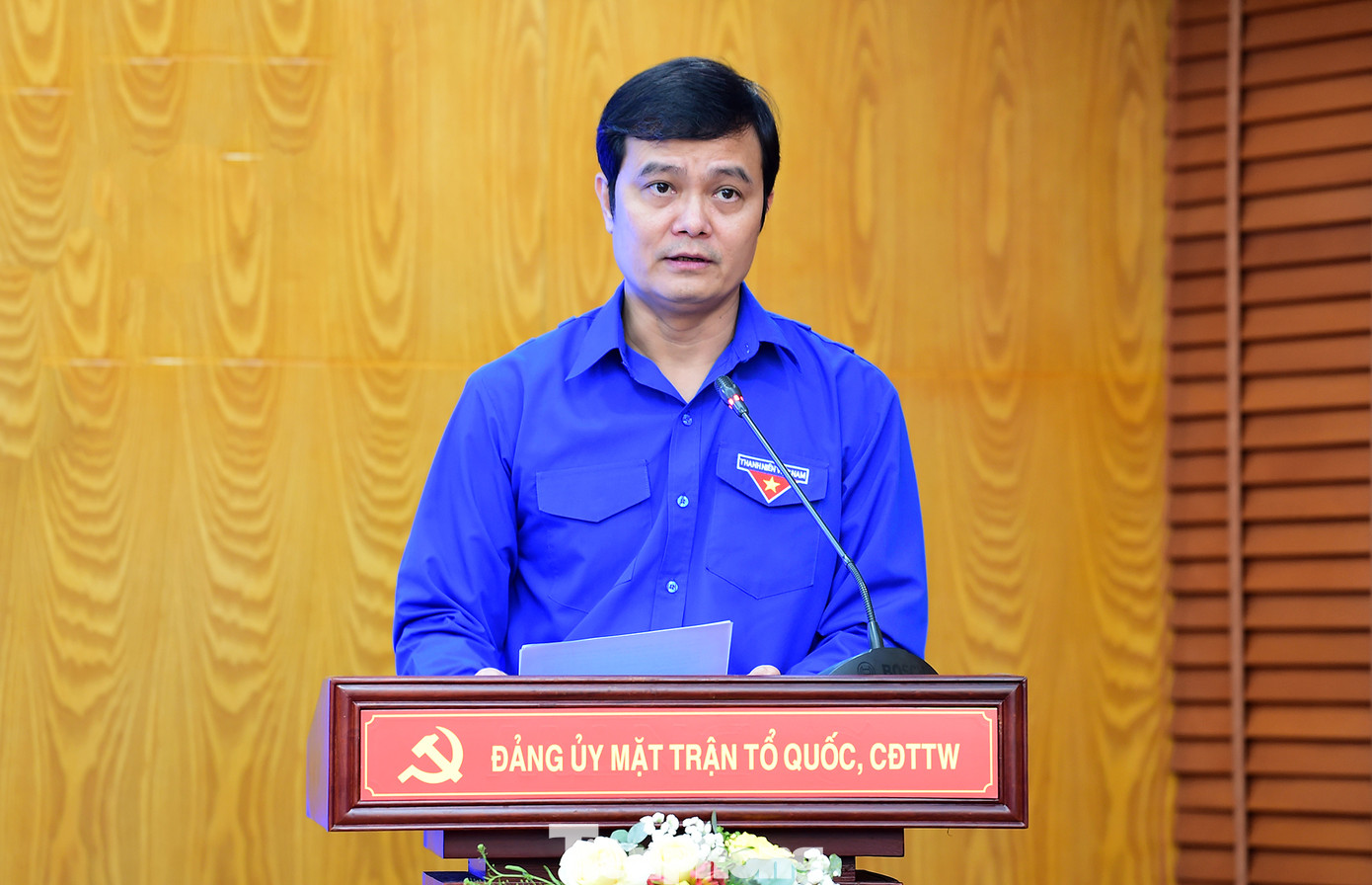 Anh Bùi Quang Huy phát biểu chỉ đạo tại chương trình. Ảnh: Xuân Tùng Anh Bùi Quang Huy phát biểu chỉ đạo tại chương trình. Ảnh: Xuân Tùng