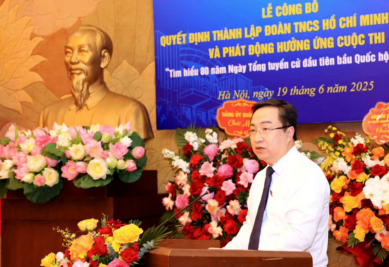 Ông Đặng Xuân Phương - Phó Bí thư Đảng ủy Quốc hội, phát biểu chỉ đạo về phương hướng, nhiệm vụ của Đoàn Thanh niên Quốc hội trong thời gian tới. Ảnh: BTC Ông Đặng Xuân Phương - Phó Bí thư Đảng ủy Quốc hội, phát biểu chỉ đạo về phương hướng, nhiệm vụ của Đoàn Thanh niên Quốc hội trong thời gian tới. Ảnh: BTC