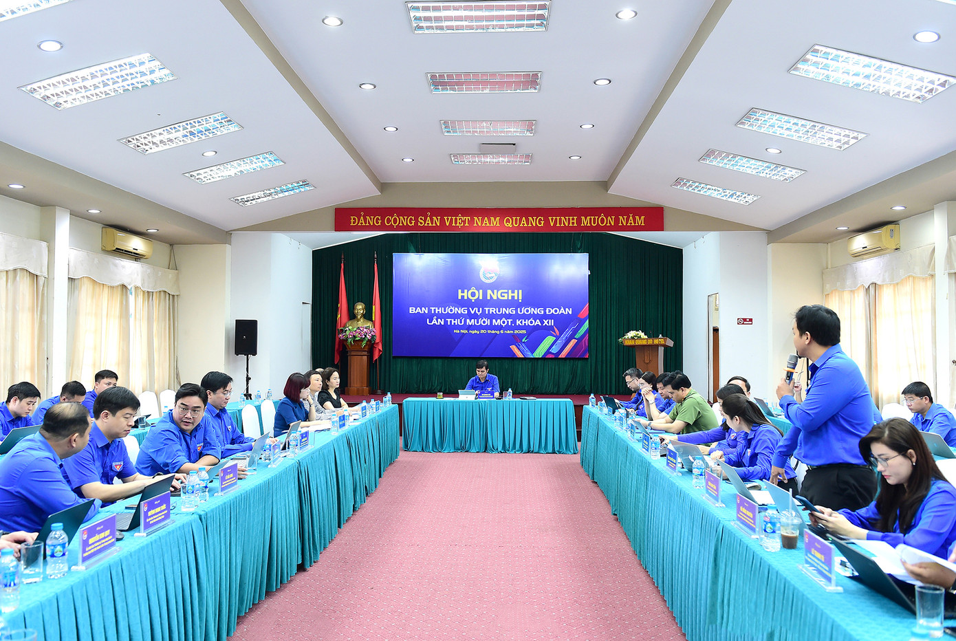 Nhiều ý kiến, trao đổi tại hội nghị. Ảnh: Xuân Tùng Nhiều ý kiến, trao đổi tại hội nghị. Ảnh: Xuân Tùng