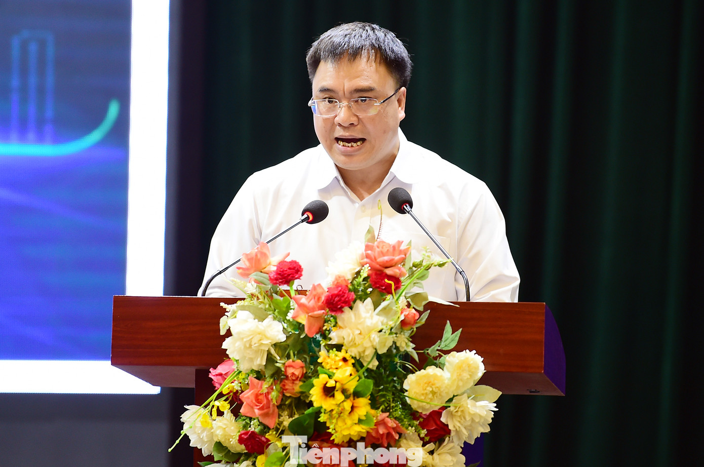 GS.TS Nguyễn Quốc Sửu phát biểu tại hội thảo. Ảnh: Xuân Tùng