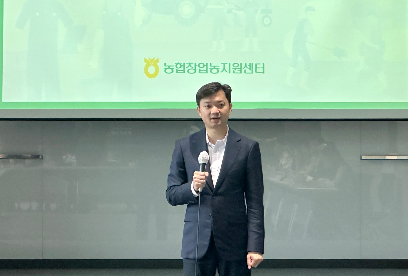 Bí thư T.Ư Đoàn Nguyễn Minh Triết phát biểu tại chương trình. Ảnh: BTC Bí thư T.Ư Đoàn Nguyễn Minh Triết phát biểu tại chương trình. Ảnh: BTC