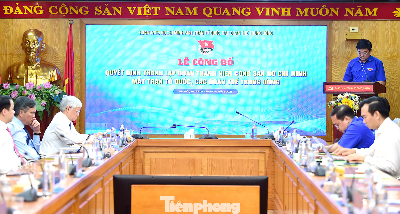 Lễ công bố quyết định thành lập Đoàn Thanh niên MTTQ, các đoàn thể T.Ư. Ảnh: Xuân Tùng Lễ công bố quyết định thành lập Đoàn Thanh niên MTTQ, các đoàn thể T.Ư. Ảnh: Xuân Tùng