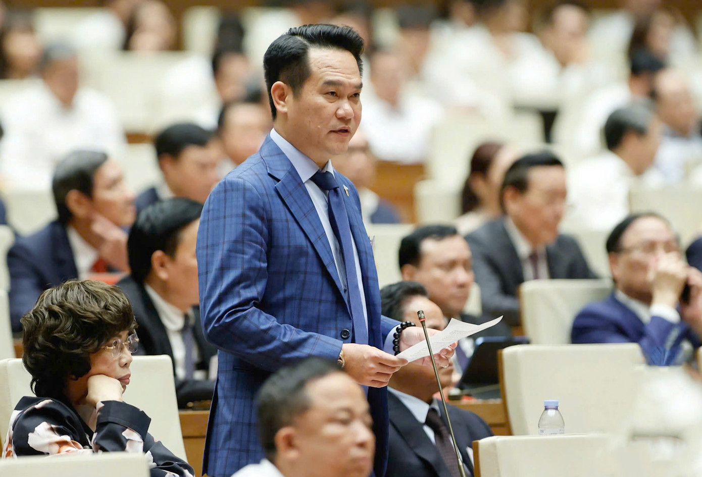 Chủ tịch Hội Doanh nhân trẻ Việt Nam Đặng Hồng Anh. Chủ tịch Hội Doanh nhân trẻ Việt Nam Đặng Hồng Anh.