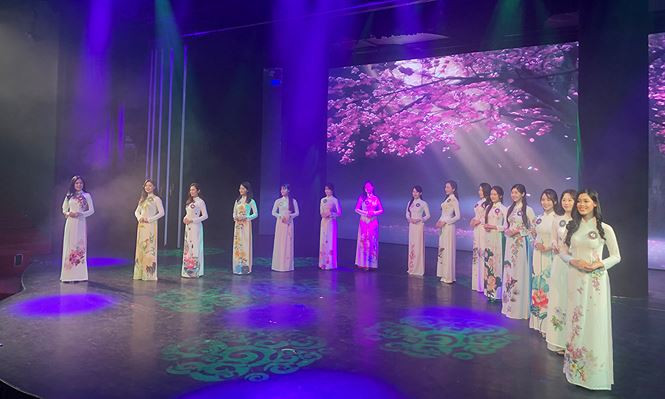 Xướng tên hai Đại sứ Thiện chí Hoa Anh Đào năm 2019 ảnh 65