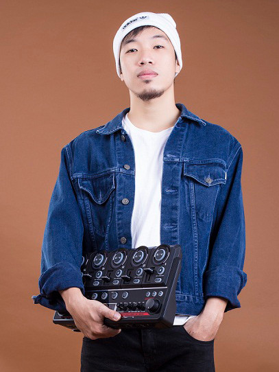 Sơn Tùng M-TP, Thái Sơn Beatbox và Lộn Xộn Band 'quẩy' cùng sinh viên ảnh 2