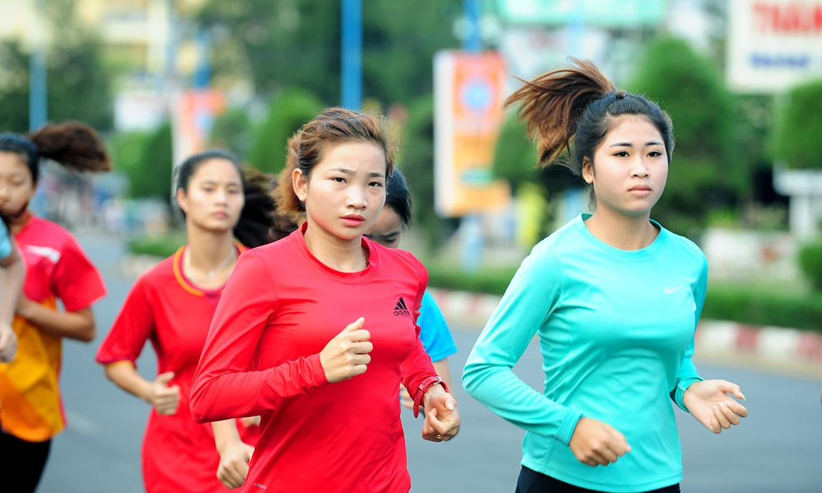 Chàng trai khuyết tật chinh phục Việt dã toàn quốc và Tiền Phong Marathon ảnh 12 Chàng trai khuyết tật chinh phục Việt dã toàn quốc và Tiền Phong Marathon ảnh 12