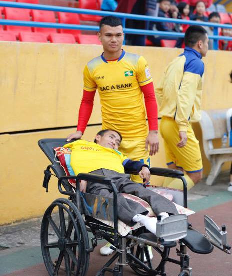 CĐV đặc biệt 'tiếp lửa' cho SLNA tranh Siêu cúp ảnh 1