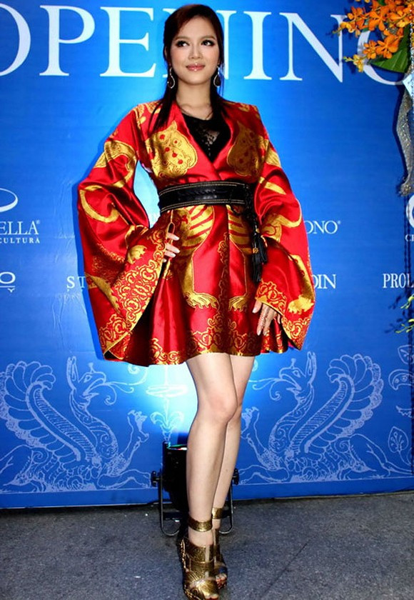 Muôn kiểu phản ứng của sao Việt khi bị tố dùng hàng nhái ảnh 3 Muôn kiểu phản ứng của sao Việt khi bị tố dùng hàng nhái ảnh 3