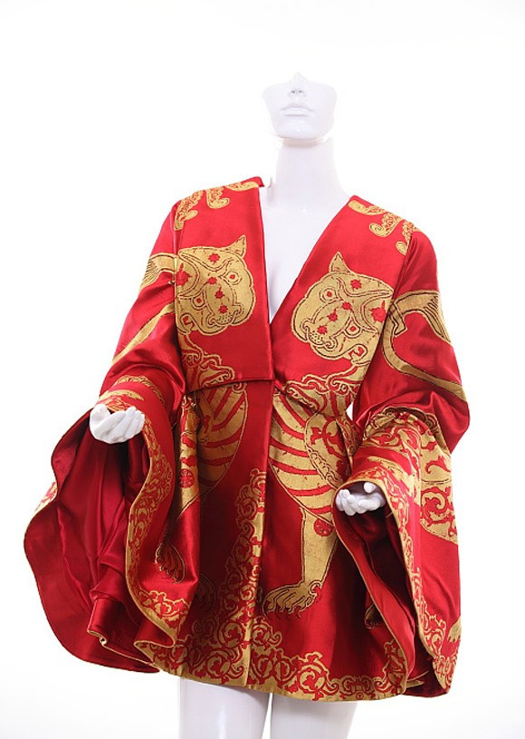 Muôn kiểu phản ứng của sao Việt khi bị tố dùng hàng nhái ảnh 4 Muôn kiểu phản ứng của sao Việt khi bị tố dùng hàng nhái ảnh 4