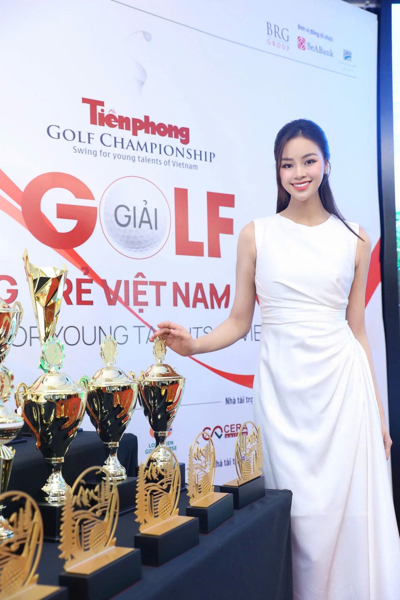 Chia sẻ tại họp báo, Á hậu Đào Hiền cho biết cô xúc động vì giải đấu không chỉ tạo ra sân chơi thú vị cho những người yêu thích bộ môn golf mà còn mang giá trị ý nghĩa cho cộng đồng.