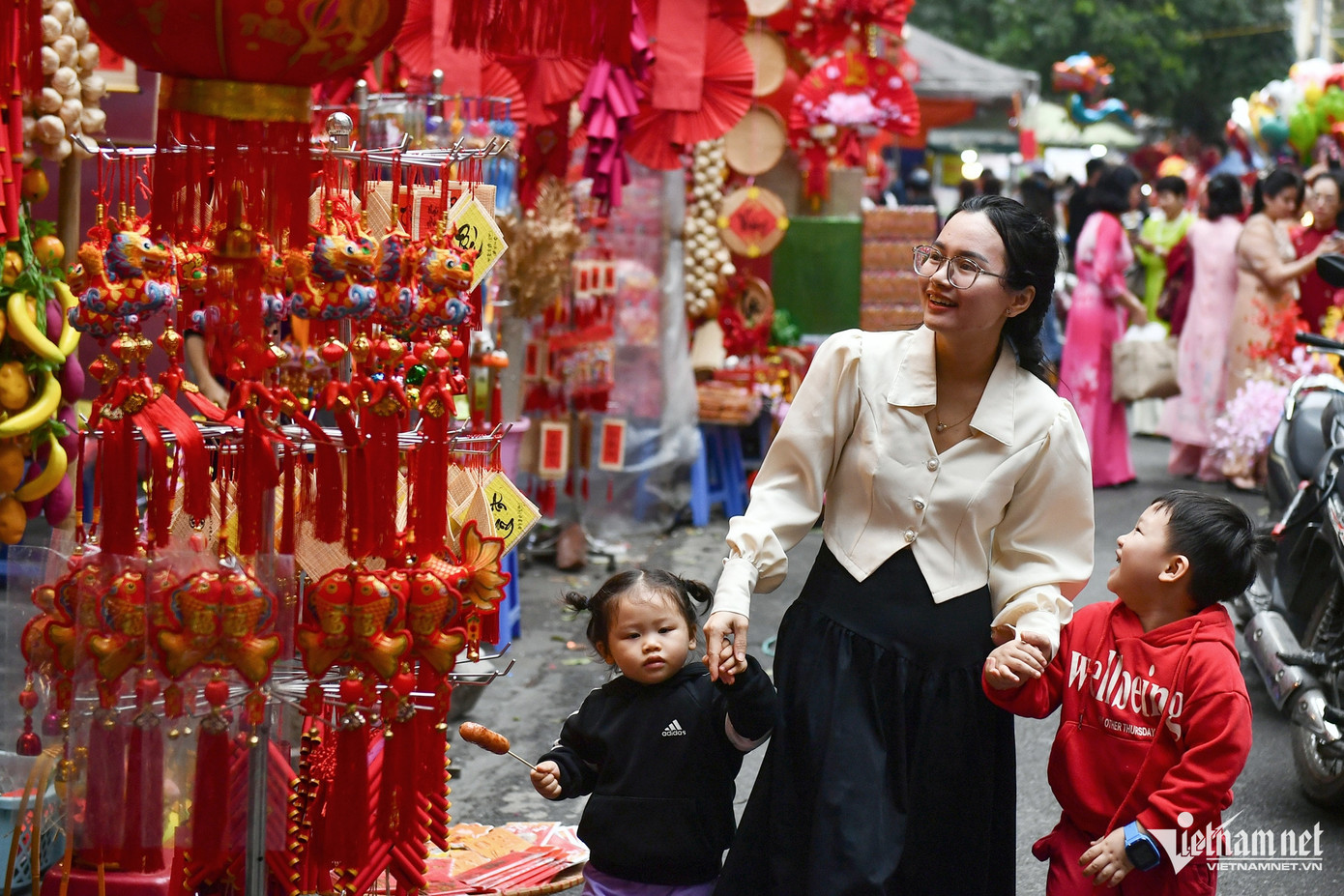 Tổng liên đoàn lao động Việt Nam đề xuất tăng thêm ngày nghỉ lễ, Tết.