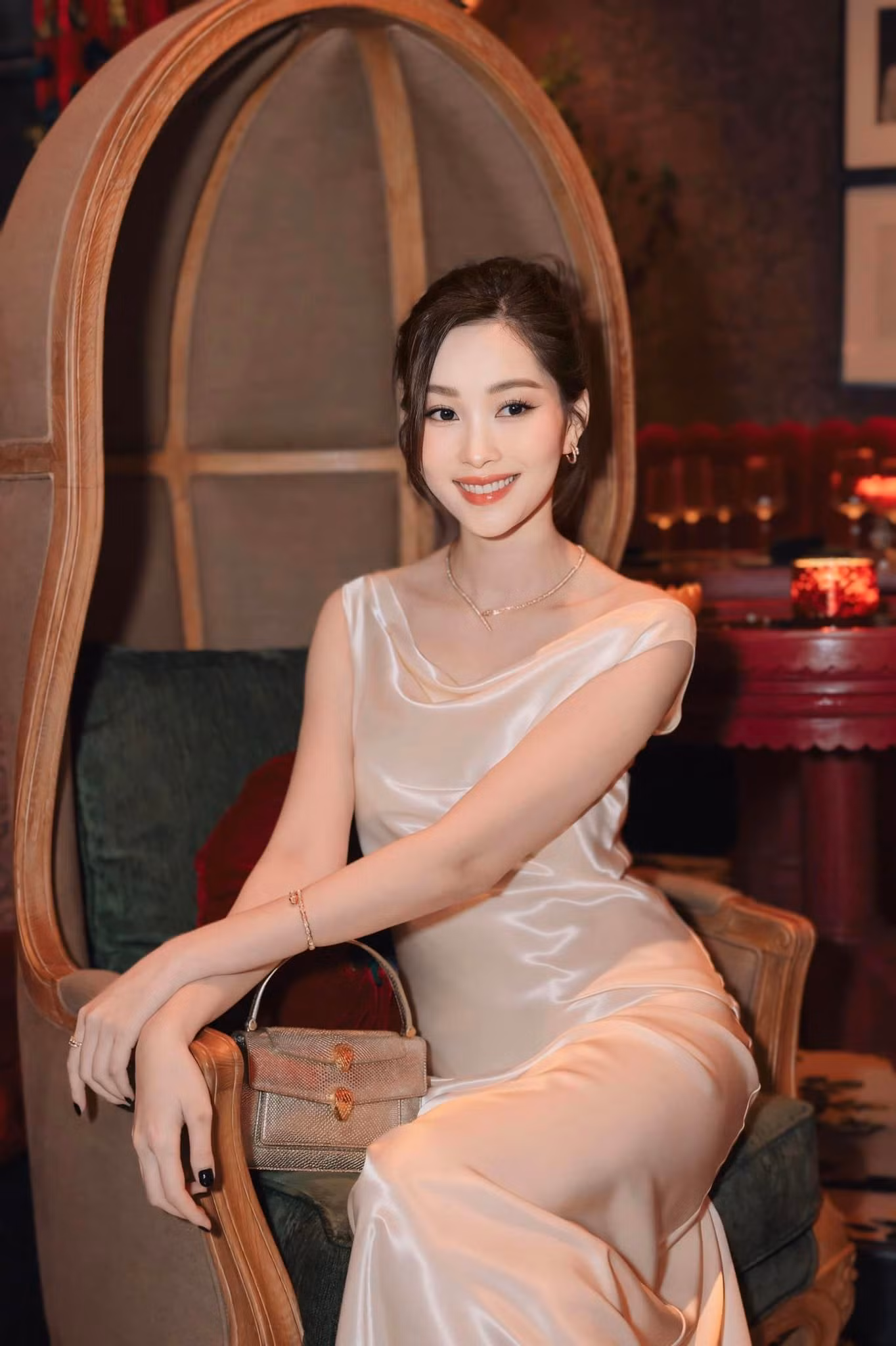 Hoa hậu Đặng Thu Thảo có cuộc sống hôn nhân viên mãn bên doanh nhân Trung Tín.