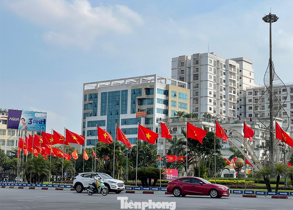 Ngày 23.5 là ngày sẽ diễn ra bầu cử đại biểu Quốc hội và đại biểu HĐND các cấp nhiệm kỳ 2021-2026. Đến nay, mọi công tác chuẩn bị như niêm yết danh sách cử tri, trang hoàng đường phố tại Bắc Ninh đã được hoàn tất.