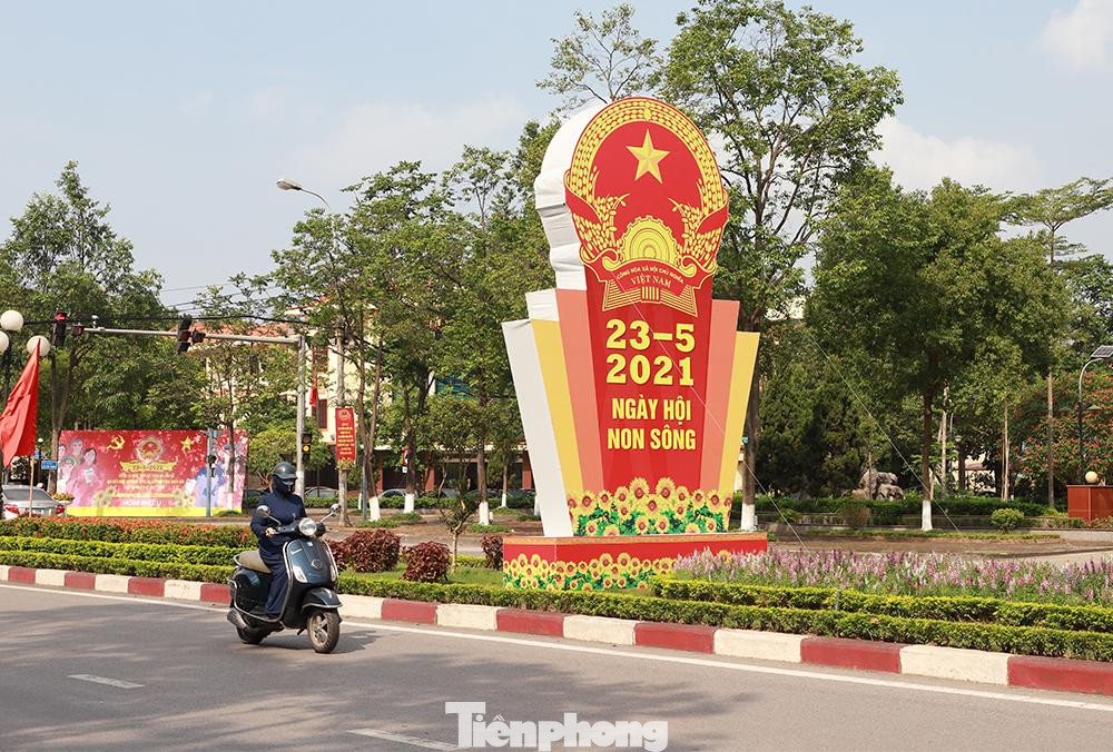 Công tác tuyên truyền cho cuộc bầu cử đại biểu Quốc hội và HĐND các cấp nhiệm kỳ 2021 – 2026 cũng được đẩy mạnh.