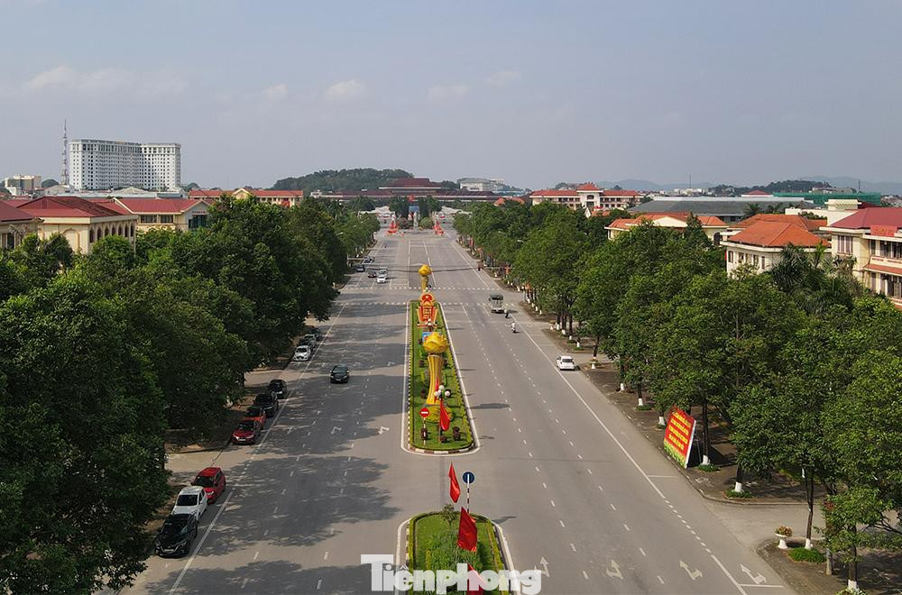 Một số đơn vị bầu cử tại xã Liên Bão, xã Tân Chi, xã Phú Lâm, xã Đại Đồng, xã Nội Duệ (thuộc huyện Tiên Du).Đơn vị bầu cử số 7 phường Trang Hạ thuộc thị xã Từ Sơn. Bệnh viện dã chiến số 2 tỉnh Bắc Ninh và khu cách ly tập trung số 1 (thuộc huyện Gia Bình).