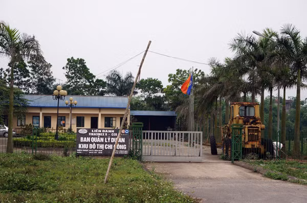 Ban Quản lý vắng hoe