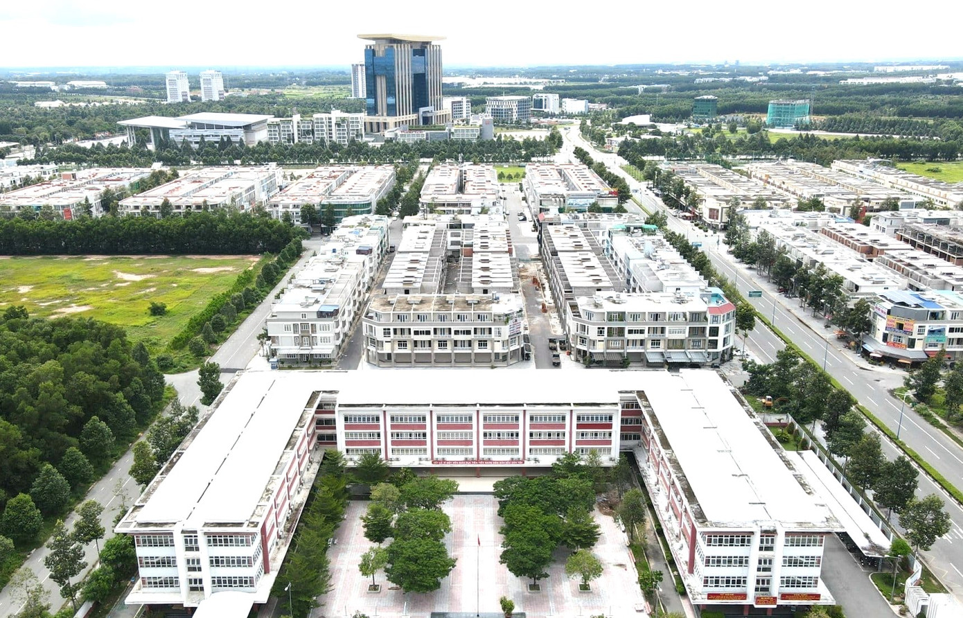 Bình Dương hiện có 4.082 dự án có vốn đầu tư nước ngoài với tổng vốn 39,7 tỷ USD.