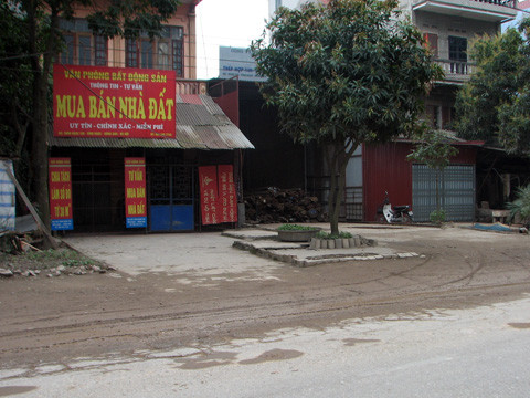 Nhiều nhân viên môi giới chuyển tạm nghề chờ địa ốc hồi phục