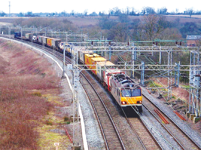 “Nếu mở rộng đường sắt từ 2006, chúng ta đã có đường sắt hiện đại” - Ông Trần Đình Bá 