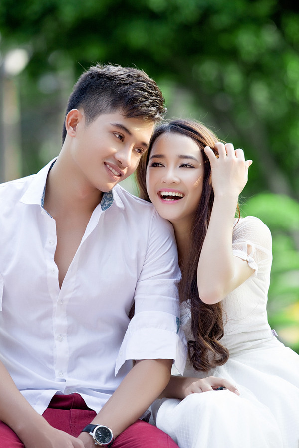 Hotgirl 'bánh giò' Nhã Phương tình tứ bên siêu mẫu Minh Quân ảnh 2