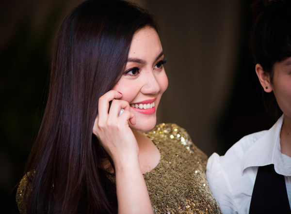 Ngọc Anh hát cực 'sung' trong minishow ảnh 5