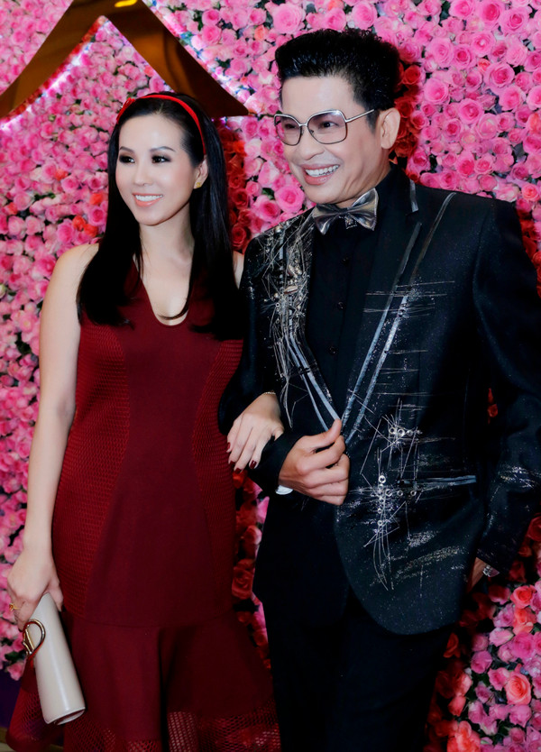 Hoa hậu Phu nhân Thu Hoài gợi cảm ở tuổi 37 ảnh 5