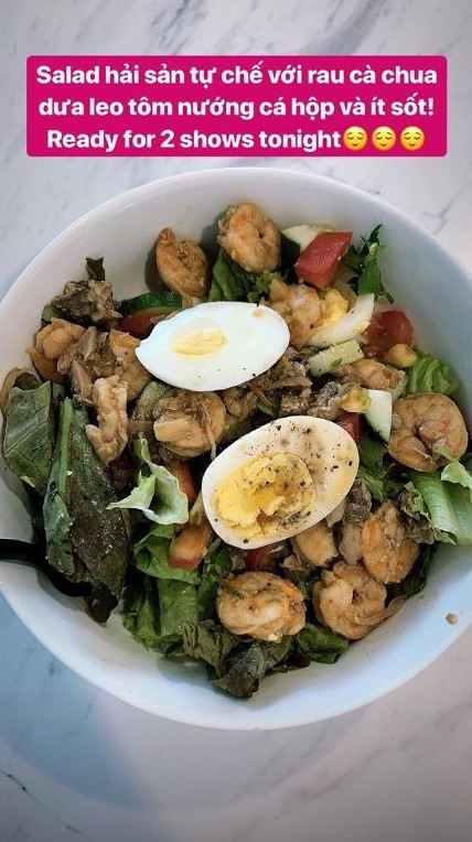 Ca sĩ Tóc Tiên phải nhập viện vì bỏng cấp độ 2 ở cánh tay và mắt ảnh 2