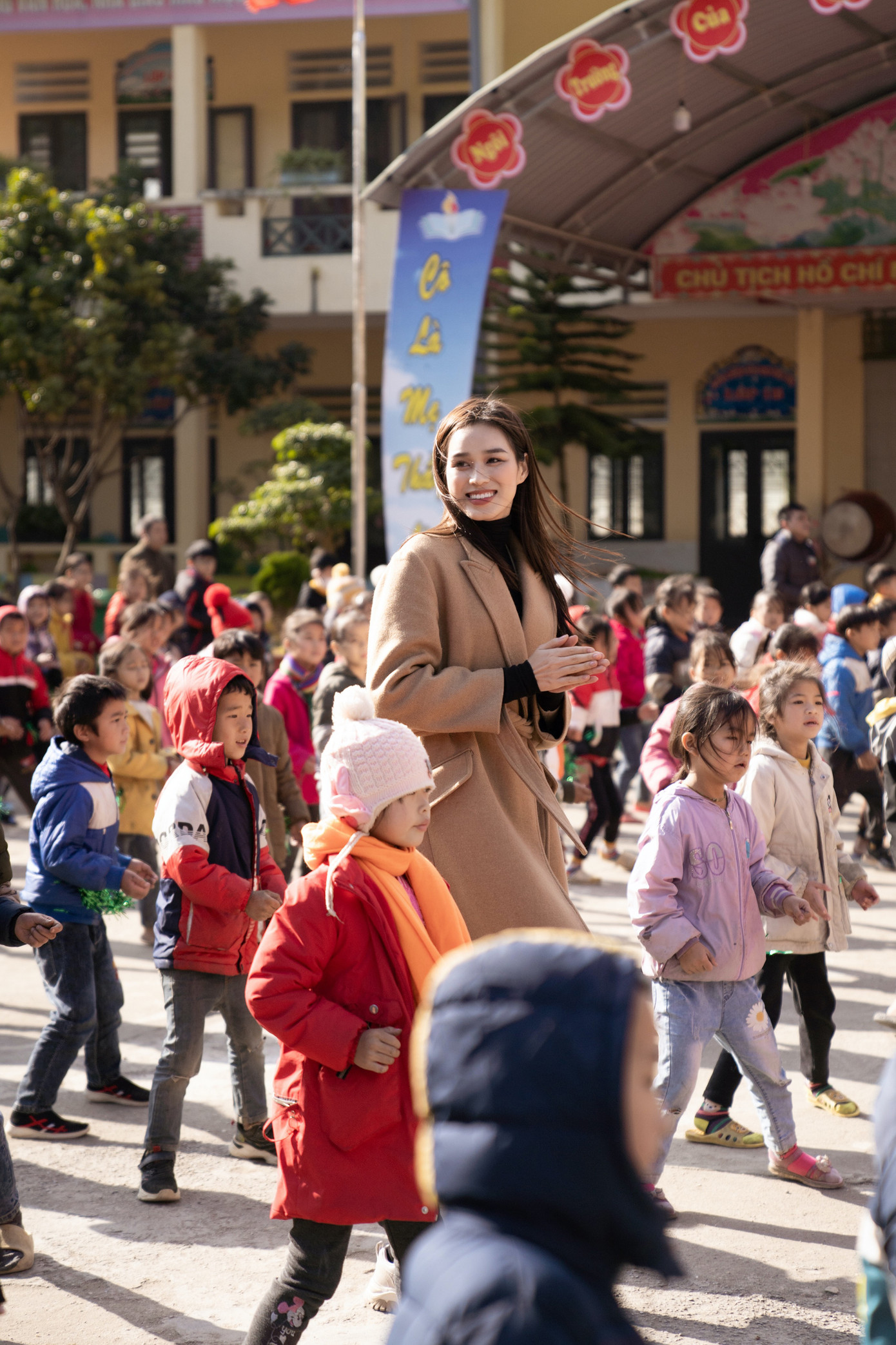 Đỗ Thị Hà cũng chuẩn bị các phần quà gồm nhu yếu phẩm dành cho gia đình trong dịp Tết.