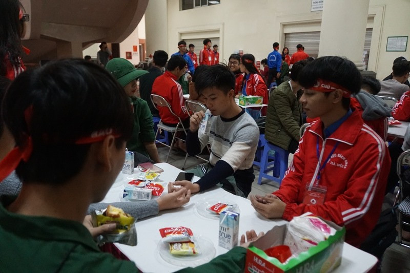 Chủ nhật Đỏ tô đậm triết lý sống nhân ái của người Việt Nam ảnh 8