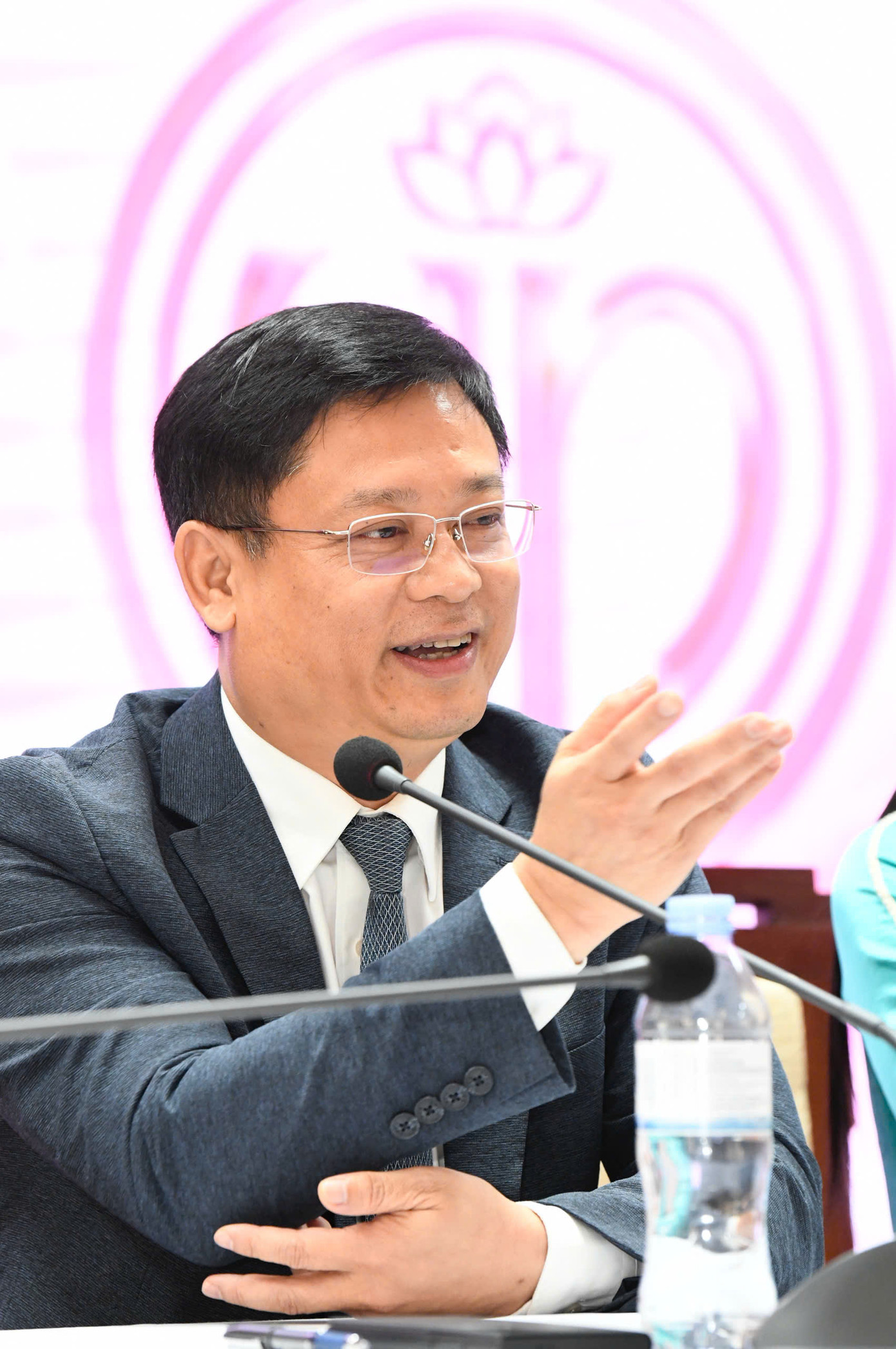 Hoa hậu Hà Trúc Linh: 'Nhiều bạn học người dân tộc thiểu số nhắn tin chúc mừng tôi' ảnh 9 Hoa hậu Hà Trúc Linh: 'Nhiều bạn học người dân tộc thiểu số nhắn tin chúc mừng tôi' ảnh 9