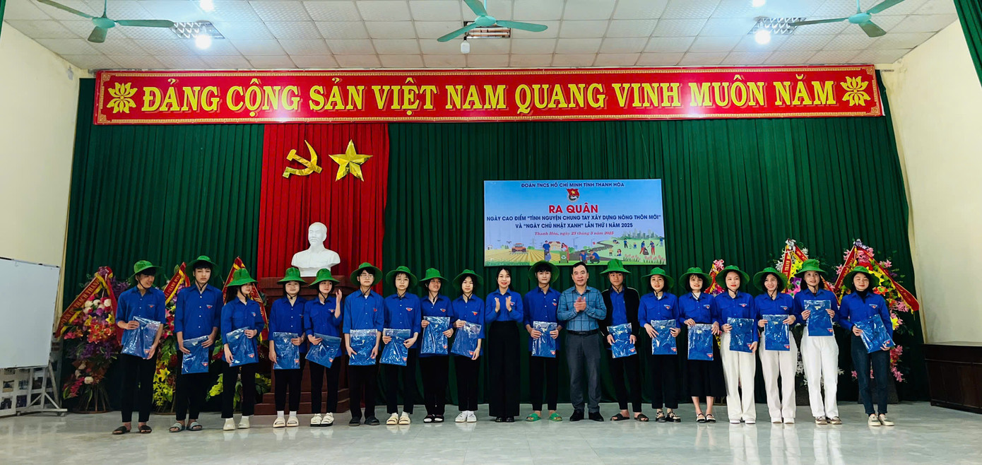Tại buổi lễ, Ban Thường vụ Tỉnh Đoàn Thanh Hoá đã chỉ đạo đồng loạt hoạt động ngày cao điểm “Tình nguyện chung tay xây dựng nông thôn mới” và “Ngày Chủ nhật xanh” lần thứ I trên phạm vi toàn tỉnh.