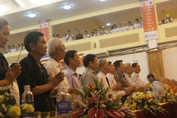 Cầu hương linh các nạn nhân da cam siêu thoát