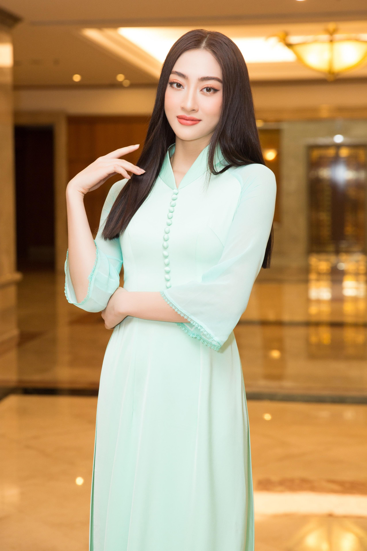 Trong thời gian 2 năm đương nhiệm của mình, nàng Hậu gốc Cao Bằng cũng đã có rất nhiều hoạt động thiện nguyện nổi bật giúp ích cho cộng đồng, một trong số đó phải kể đến dự án thiện nguyện đã giúp cô nàng lọt TOP 10 dự án nhân ái của Miss World 2019 mang tên “Đắp đường xây ước mơ”.