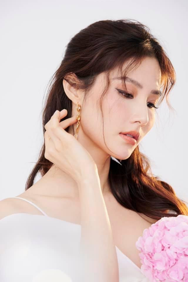 Bên cạnh đó, từ những chia sẻ của Nhất Trung hoàn toàn có thể loại Diễm My 9x ra khỏi vòng nghi vấn.