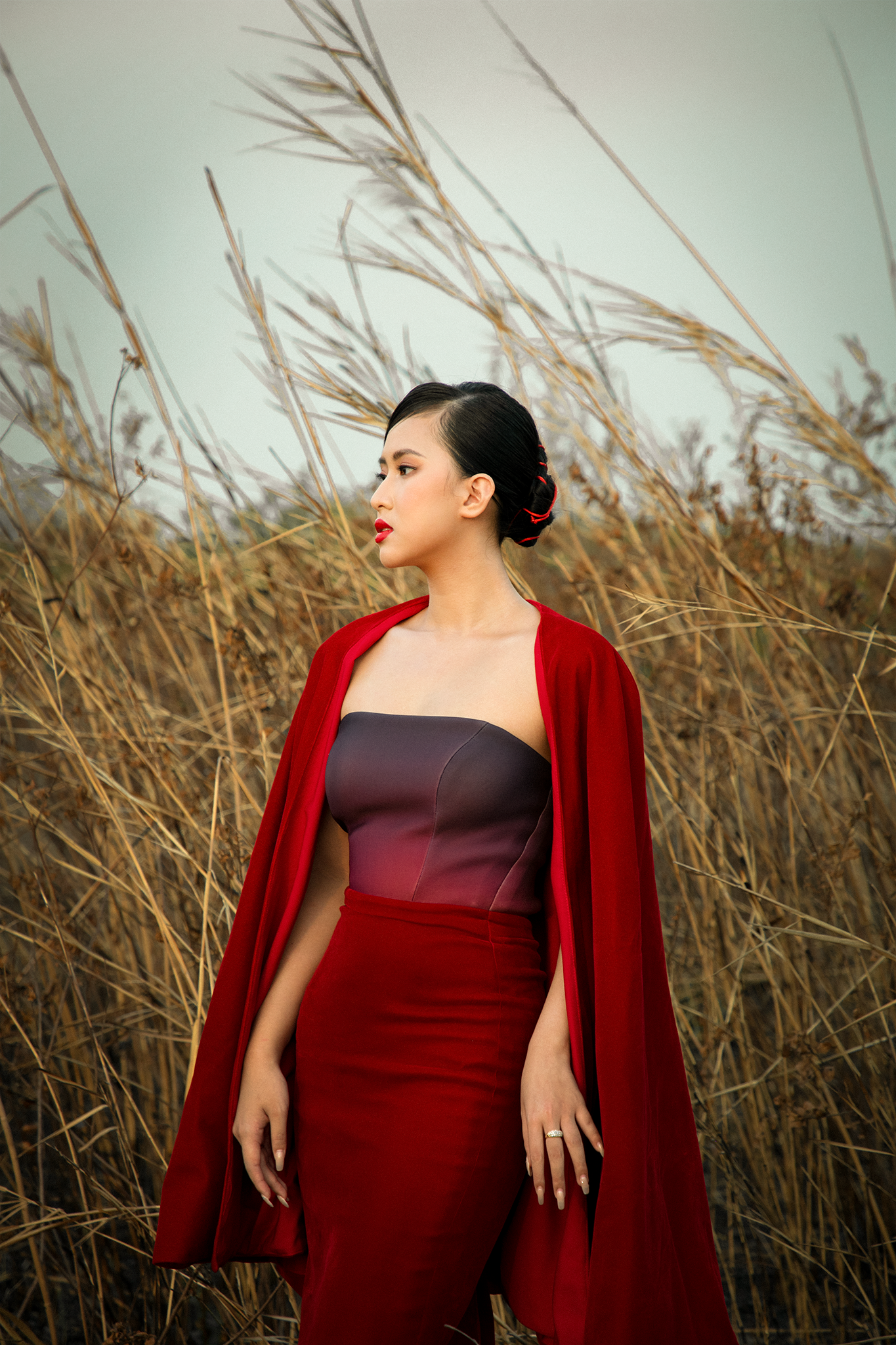 Sau cuộc thi Hoa hậu Việt Nam 2020, Phù Bảo Nghi nhận được sự chú ý không chỉ nhờ vẻ ngoài ngày càng xinh đẹp, quyến rũ mà còn nhờ tri thức và vốn ngoại ngữ ấn tượng.