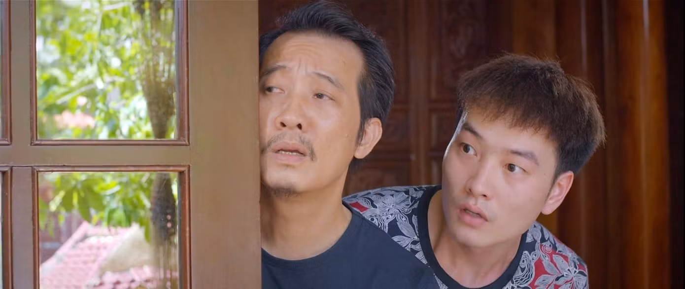 Nhân vật ông Lâm trong phim "Lối về miền hoa" do diễn viên Thanh Bình đảm nhận đã nhận được phản hồi tích cực từ khán giả. Nhân vật ông Lâm trong phim "Lối về miền hoa" do diễn viên Thanh Bình đảm nhận đã nhận được phản hồi tích cực từ khán giả.