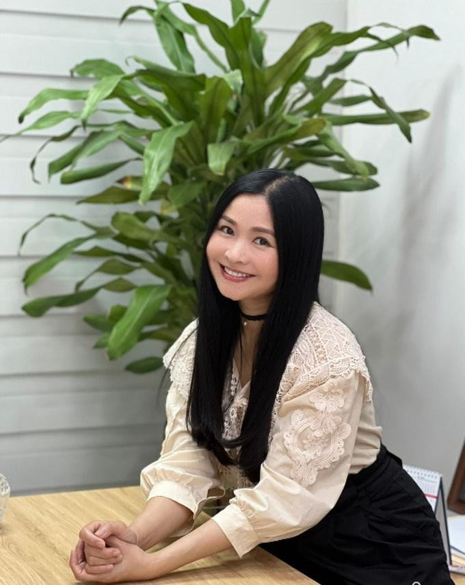 Với Đặng Châu Anh, thời gian làm việc tại VTV là hành trình đáng nhớ và nhiều kỷ niệm (Ảnh: Hương Hồ).