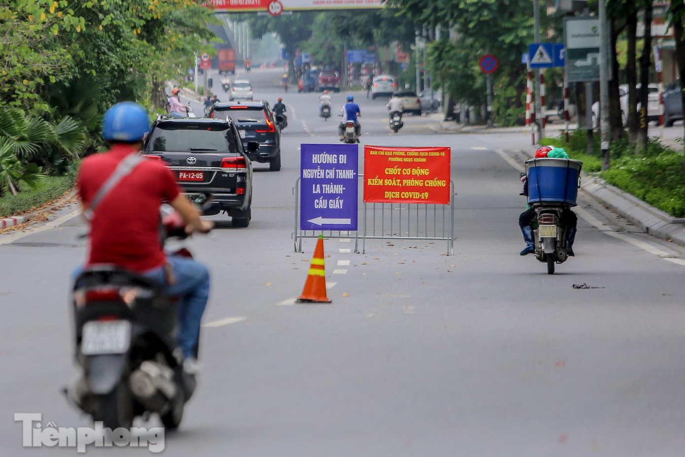 Đoạn qua chốt kiểm soát, phòng chống dịch COVID-19 trên đường Nguyễn Chí Thanh. Đoạn qua chốt kiểm soát, phòng chống dịch COVID-19 trên đường Nguyễn Chí Thanh.