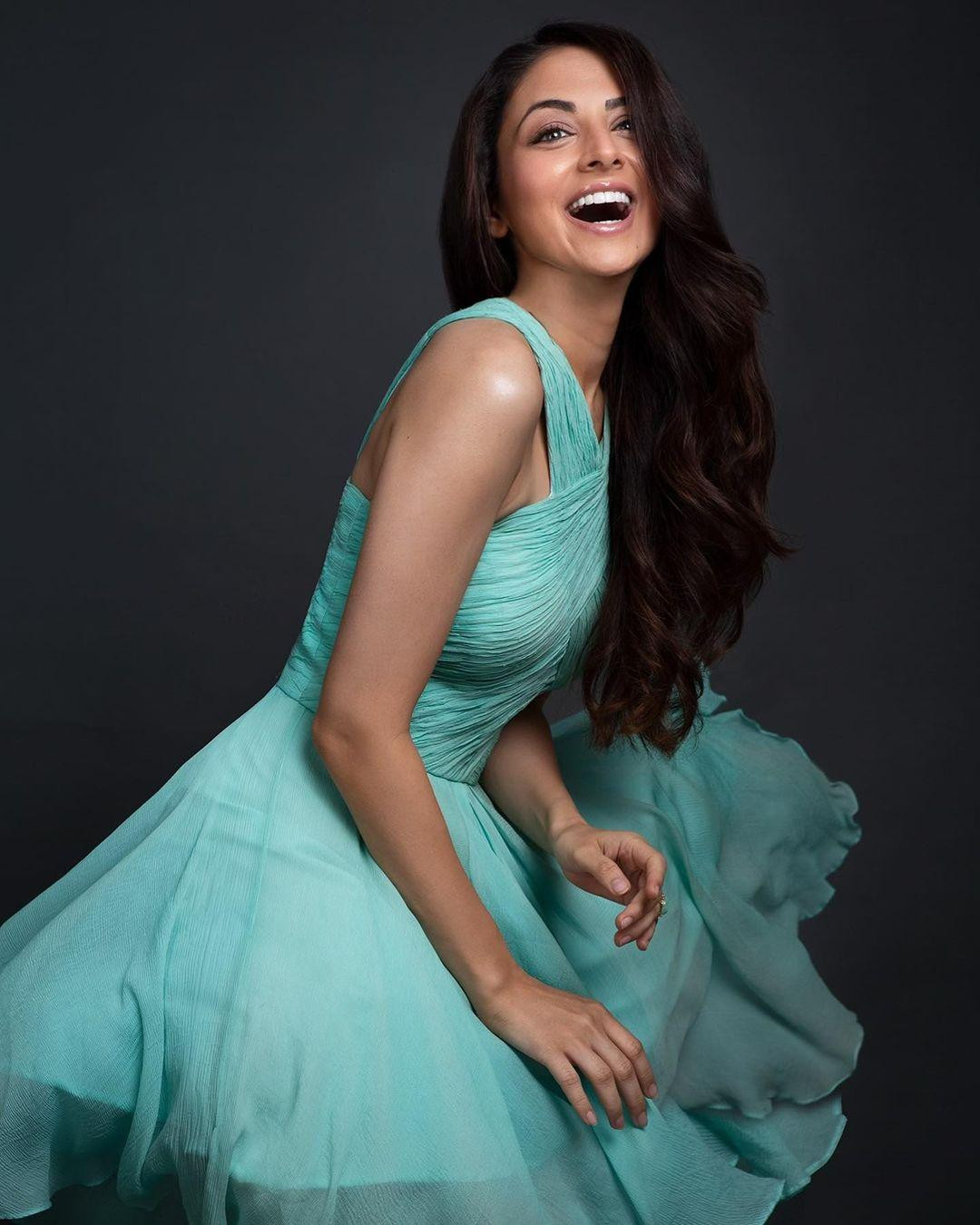 Các diễn đàn sắc đẹp cho rằng Zoya Afroz sẽ có nhiều cơ hội toả sáng tại cuộc thi Hoa hậu Quốc tế 2021 sắp tới. Các diễn đàn sắc đẹp cho rằng Zoya Afroz sẽ có nhiều cơ hội toả sáng tại cuộc thi Hoa hậu Quốc tế 2021 sắp tới.