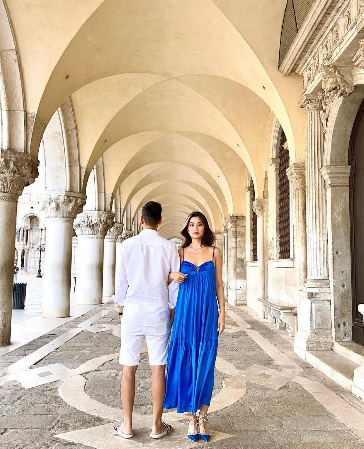 Á hậu Diễm Trang và ông xã thăm thú cảnh đẹp ở Ý. Á hậu Diễm Trang và ông xã thăm thú cảnh đẹp ở Ý.