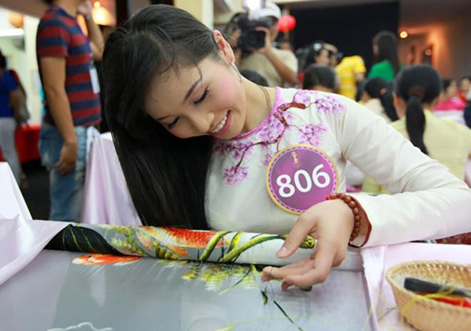 Tuy nhiên, điểm hạn chế của Nguyễn Thu Trang đó là chiều cao 1m67 và chưa thật sự nổi bật khi trình diễn trên sân khấu cũng như đứng trước ống kính.